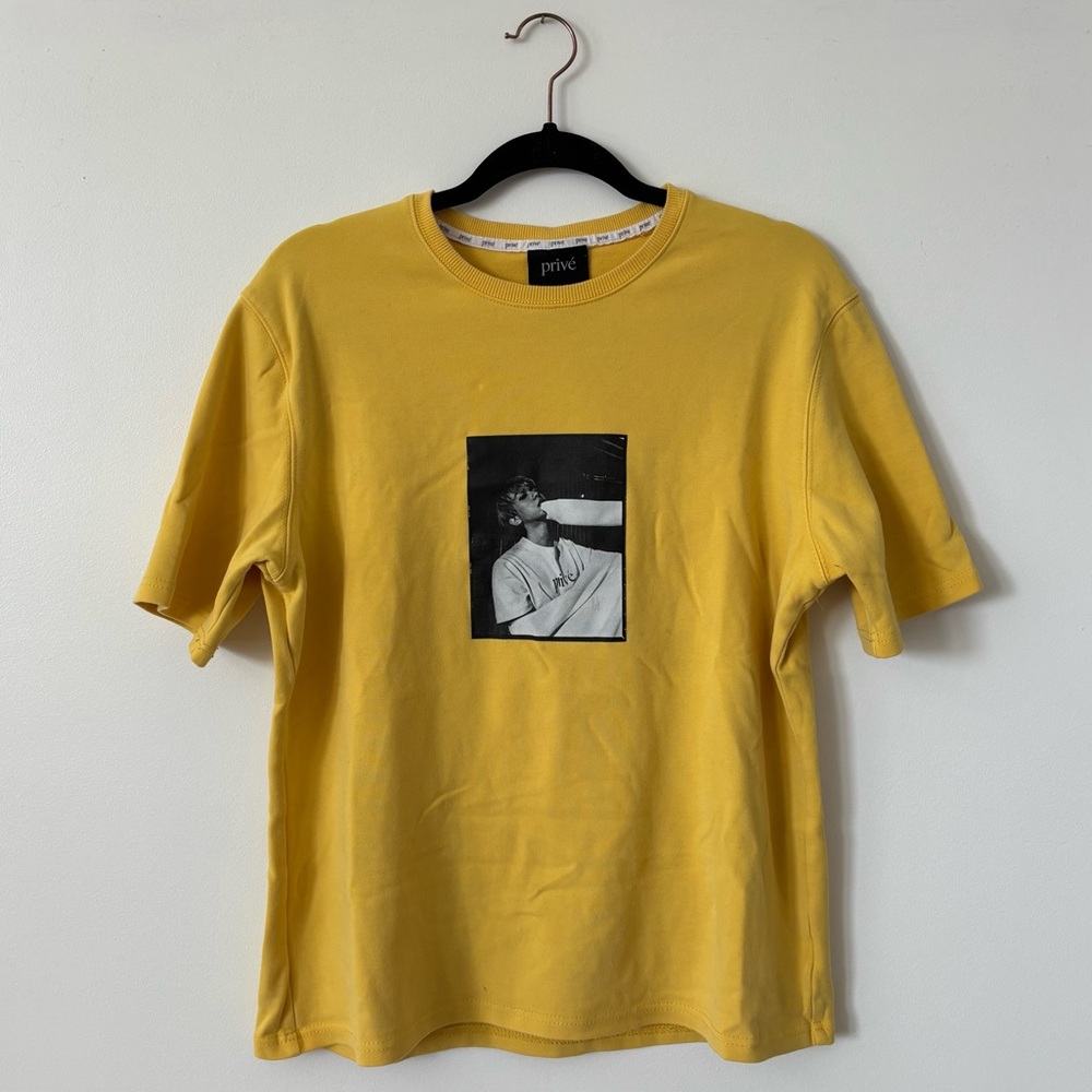 Privé Graphic Crew Neck Tee